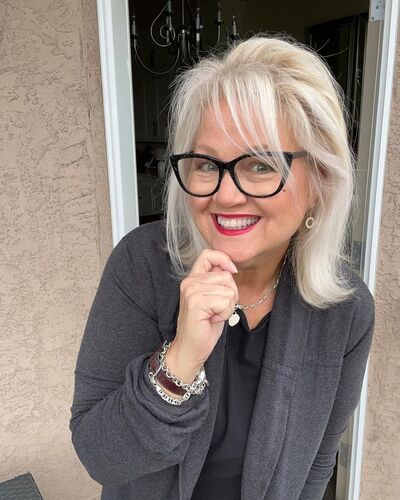  Lagos,   Danielle, 49 ,   ,   