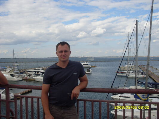  ,   Dima, 35 ,   
