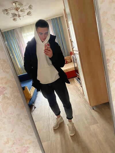  --,   Yaroslav, 25 ,   ,   , c 