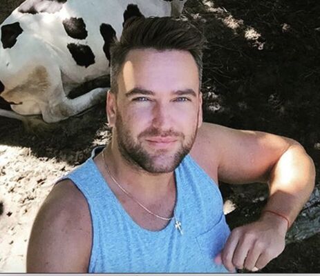  ,   Andrey Moon, 27 ,   