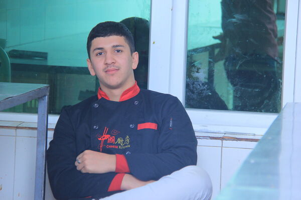  ,   Farik, 28 ,   
