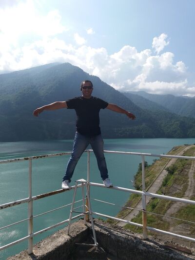  ,   Emi, 44 ,   ,   , c 