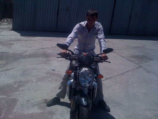  ,   Alex, 43 ,   ,   