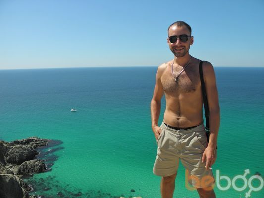  ,   Elvis, 39 ,   