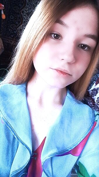  ,   Karina, 20 ,   