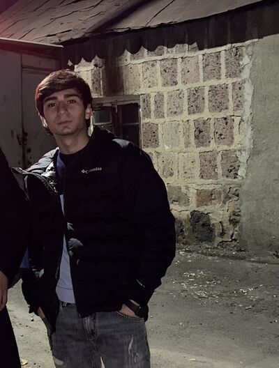  ,   Nareko, 19 ,   ,   