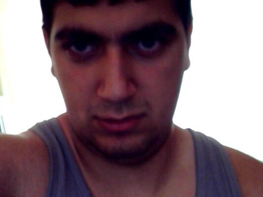  ,   Vlad, 32 ,   