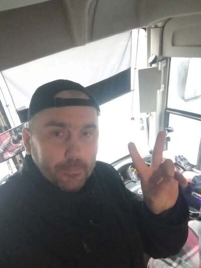  ,   Valentin, 39 ,   ,   , c 