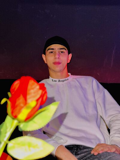  ,   Ferit, 24 ,   ,   