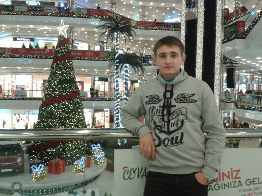  ,   Victor, 30 ,   