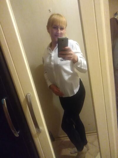  ,   Olesya, 42 ,   