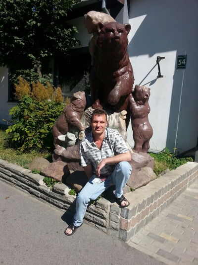  ,   Viktor, 49 ,   ,   , c 