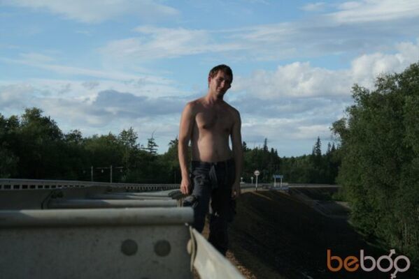 Знакомства Южно-Сахалинск, фото мужчины Boy27, 41 год, познакомится для флирта