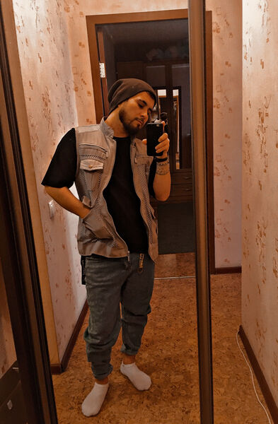  ,   Rustam, 31 ,   ,   , c , 