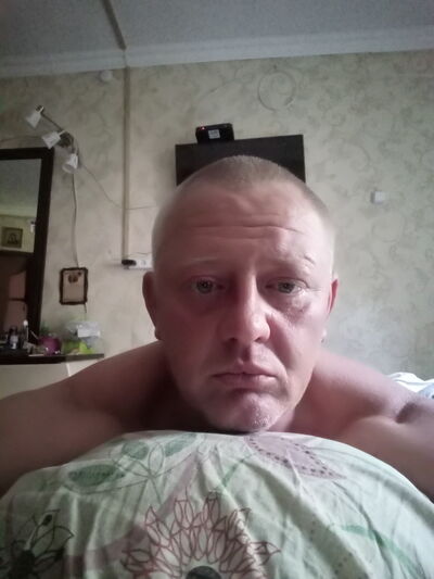  ,   1979alex, 46 ,   
