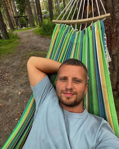  ,   Alex, 33 ,   ,   , c , 