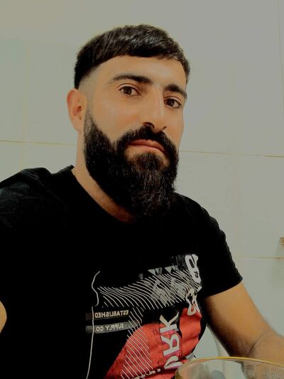  ,   Gevorg, 31 ,   ,   