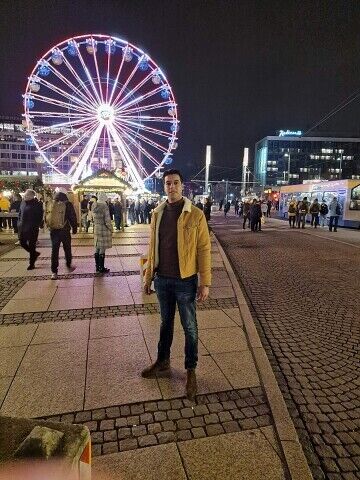  ,   Hicham, 33 ,   ,   
