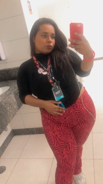  -,   Ana Julia, 24 ,   ,   