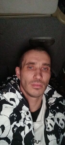  ,   Alex, 36 ,   ,   
