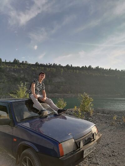  ,   Vladislav, 26 ,   ,   