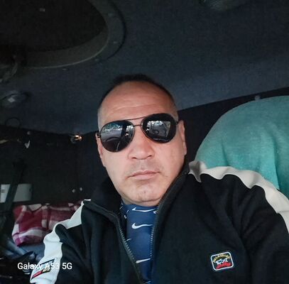  ,   Wolf, 43 ,   ,   