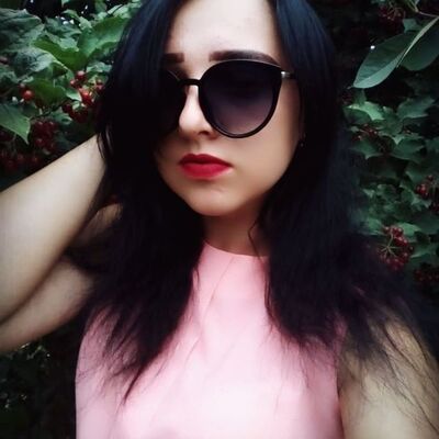  ,   Nataliya Kov, 25 ,   ,   