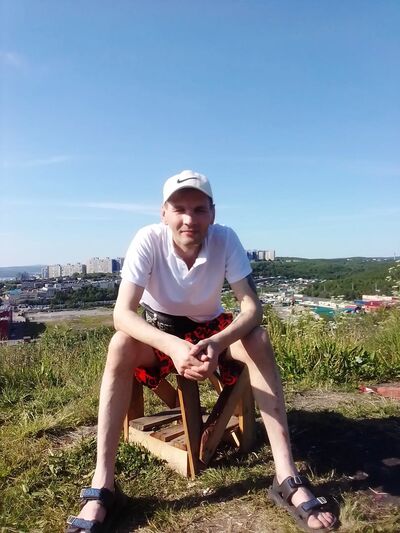  ,   Sergey, 48 ,   ,   