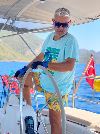  ,   Alex, 46 ,   ,   , c , 