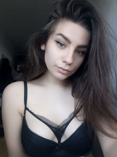  ,   Mari, 25 ,   ,   