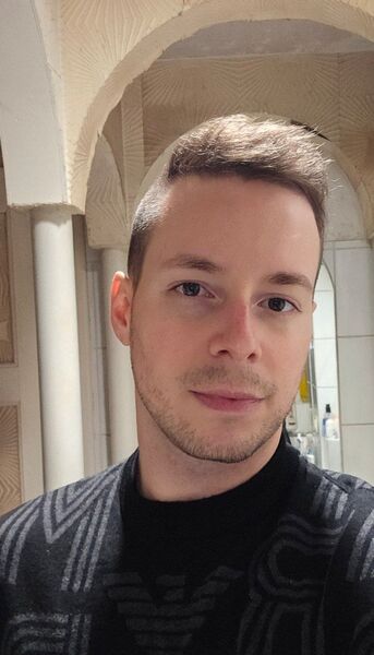  ,   Sacha, 30 ,   ,   , c , 