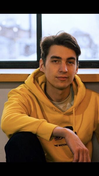  ,   Nik, 28 ,   