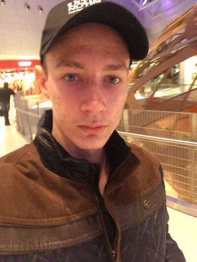  ,   Denis, 27 ,   ,   , c 