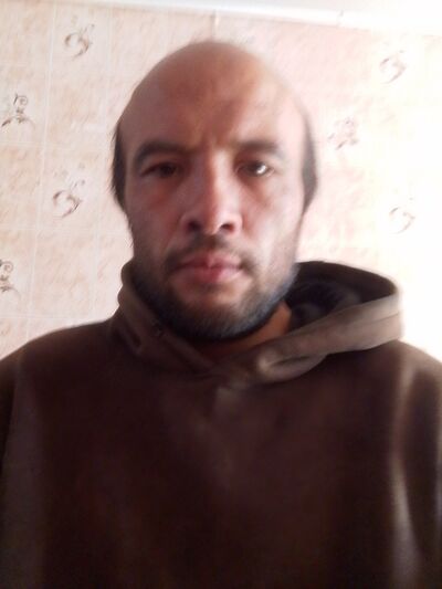  ,   Fanis, 36 ,   ,   , c , 