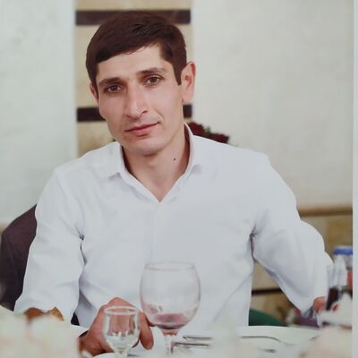  ,   Karlen, 30 ,   ,   