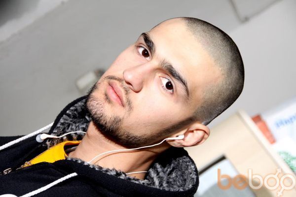  ,   Daler, 37 ,   
