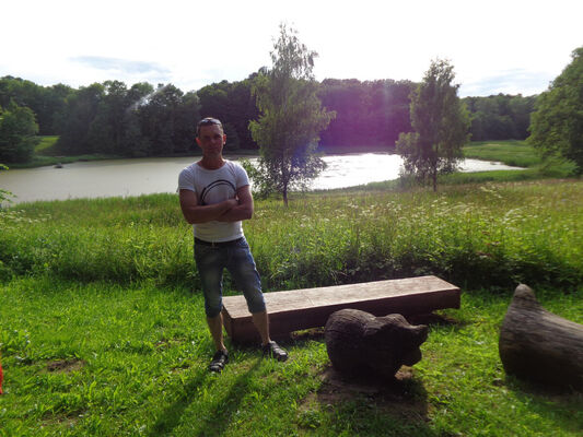  ,   Leo, 38 ,   ,   , c 