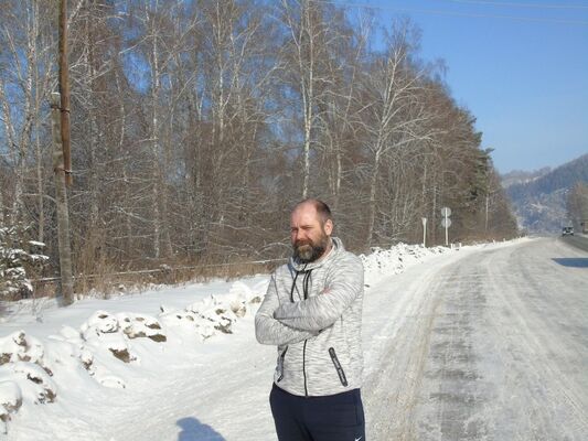  ,   Oleg, 44 ,   