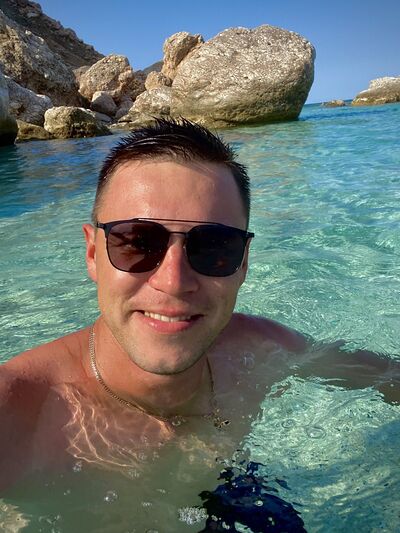 ,   Denis, 29 ,   ,   