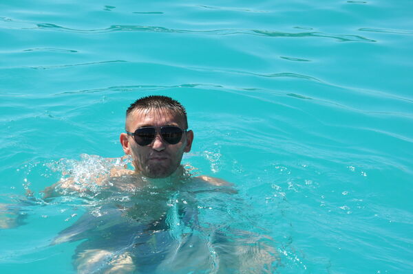  ,   Maksat, 43 ,   