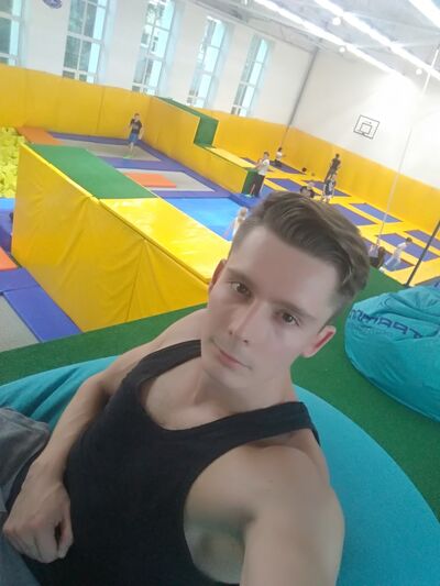  ,   Vlad, 33 ,   ,   