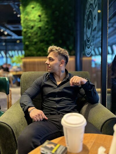  Alanya,   Mert, 25 ,   ,   