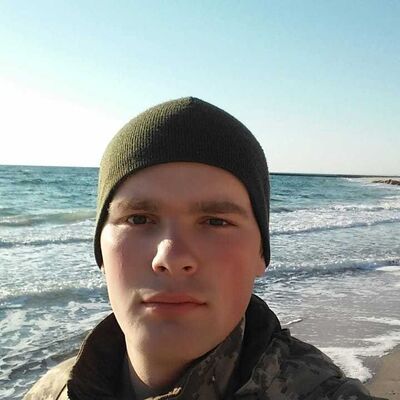  ,   Alexander, 29 ,     , c 