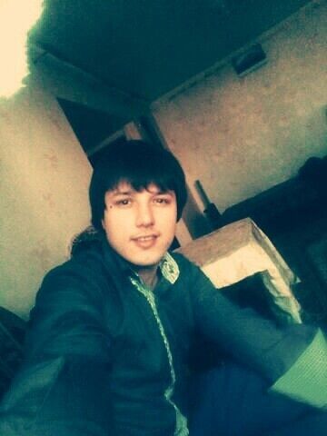  ,   Manu, 32 ,   