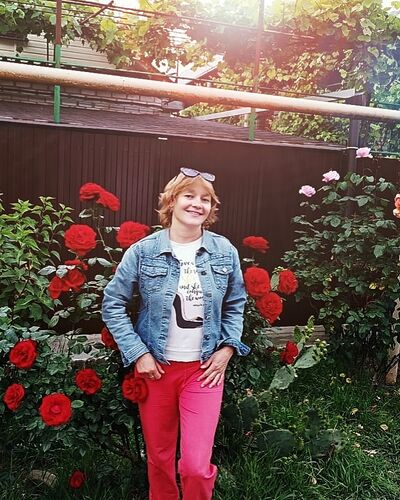  ,   Elena, 54 ,     , c 