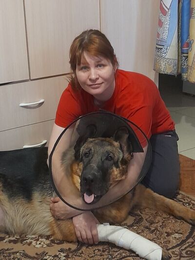  ,   Elena, 44 ,     , c 