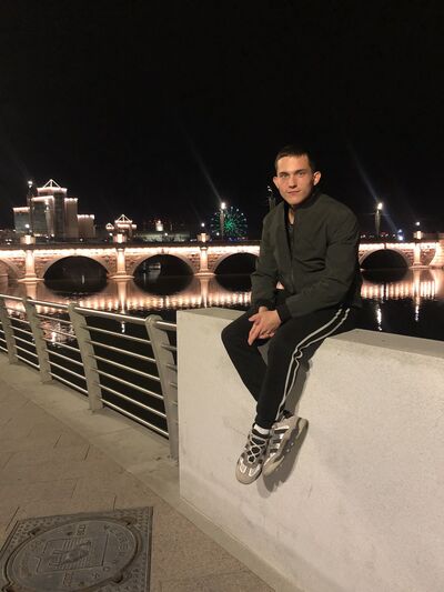  Frankfurt am Main,   , 24 ,   ,   