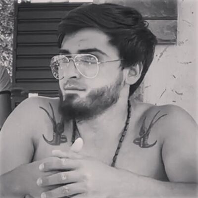  --,   Vitto, 29 ,   