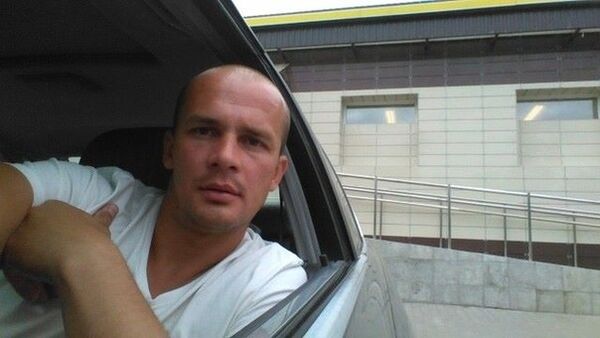  ,   Andrej, 47 ,     , c 
