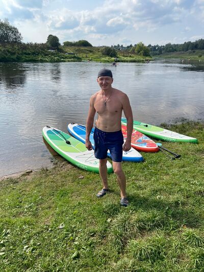  ,   Anton, 41 ,   ,   , c 